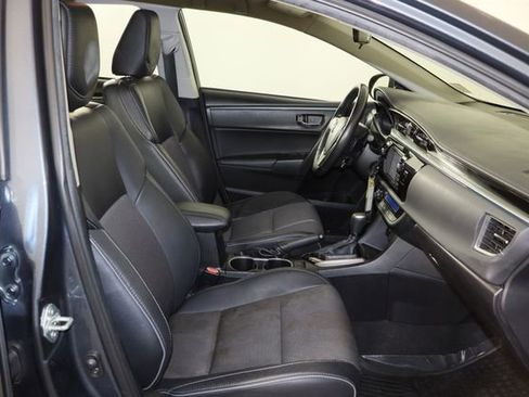 Used 2015 Toyota Corolla S image 18