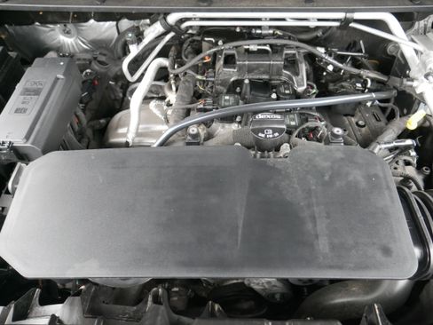 Certified 2023 Chevrolet Colorado W/T image 12