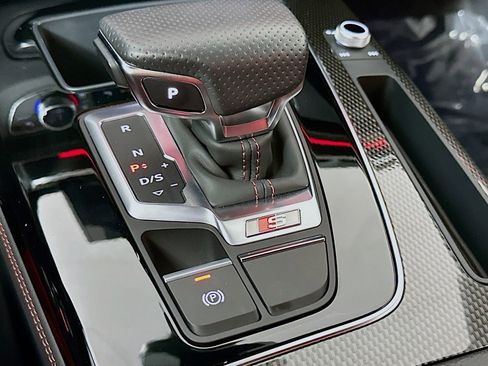 Used 2023 Audi SQ5 Prestige w/ Prestige Package image 7