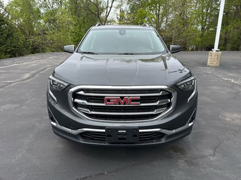 Used 2020 GMC Terrain SLT w/ GMC Pro Grade Package AWD/4WD image 8