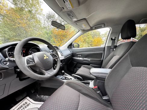 Used 2019 Mitsubishi Outlander Sport ES image 15