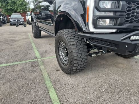 Used 2023 Ford F250 Lariat w/ Lariat Ultimate Package AWD/4WD image 18