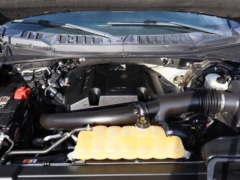 Used 2018 Ford F150 Lariat w/ Equipment Group 501A Mid AWD/4WD image 10