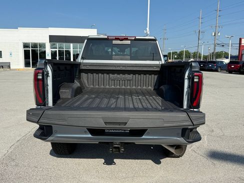 New 2026 GMC Sierra 3500 AT4 w/ AT4 Premium Plus Package AWD/4WD image 6