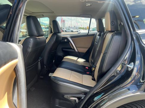 Used 2018 Toyota RAV4 XLE w/ Convenience Package AWD/4WD image 25