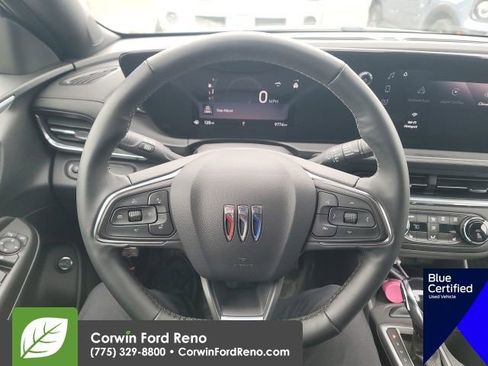 Used 2025 Buick Envista Preferred w/ Convenience I Package image 19