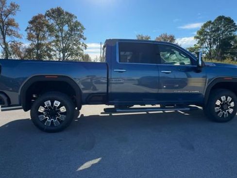 New 2026 GMC Sierra 2500 Denali w/ Denali Reserve Package image 9