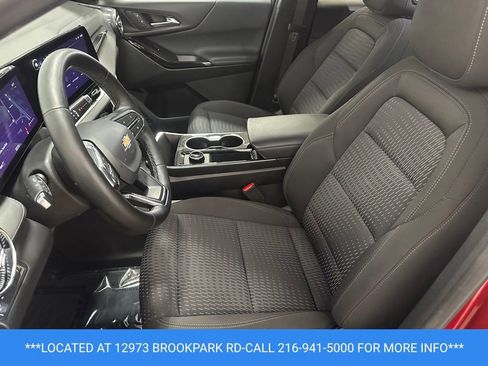 Certified 2026 Chevrolet Equinox LT AWD/4WD image 10