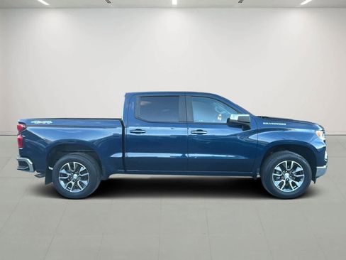Used 2023 Chevrolet Silverado 1500 LT image 4