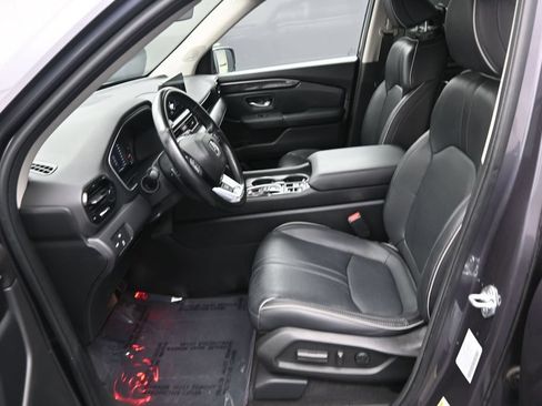 Used 2023 Honda Pilot Elite image 18