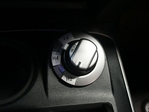 Used 2018 Toyota 4Runner SR5 Premium image 59