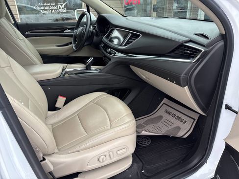 Used 2019 Buick Enclave Premium image 8