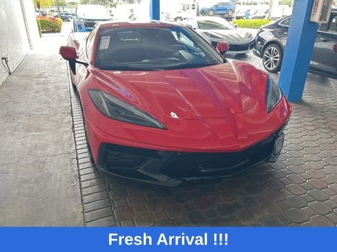Used 2022 Chevrolet Corvette Stingray Coupe w/ 1LT RWD image 5