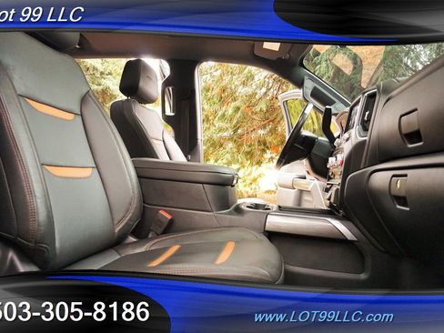 Used 2020 GMC Sierra 2500 AT4 w/ AT4 Premium Package image 18