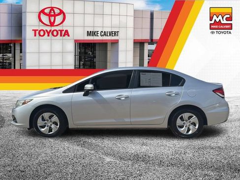 Used 2014 Honda Civic LX image 2