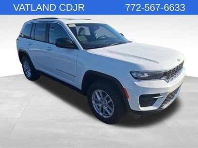 New 2025 Jeep Grand Cherokee Laredo X w/ Trailer Tow Package