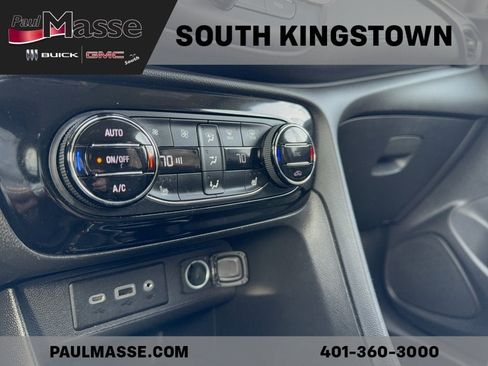 Used 2023 Buick Encore GX Select image 18
