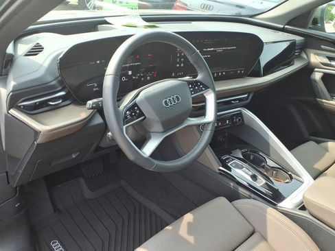 Used 2025 Audi Q5 Premium Plus w/ Premium Plus AWD/4WD image 26