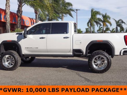 Used 2024 GMC Sierra 2500 Denali Ultimate image 5