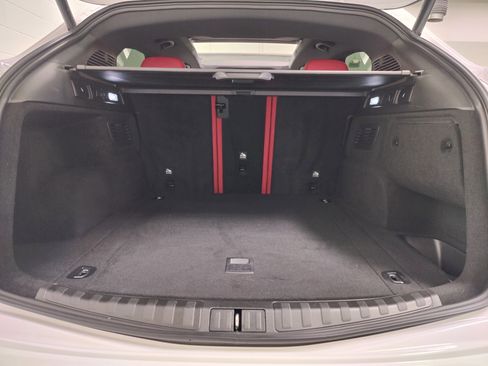 Certified 2024 Alfa Romeo Stelvio Veloce image 15