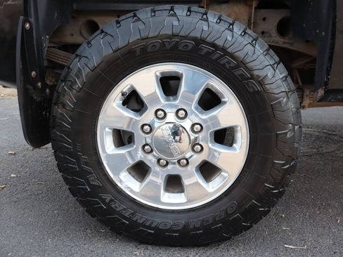 Used 2011 GMC Sierra 2500 SLT w/ SLT Convenience Package AWD/4WD image 40