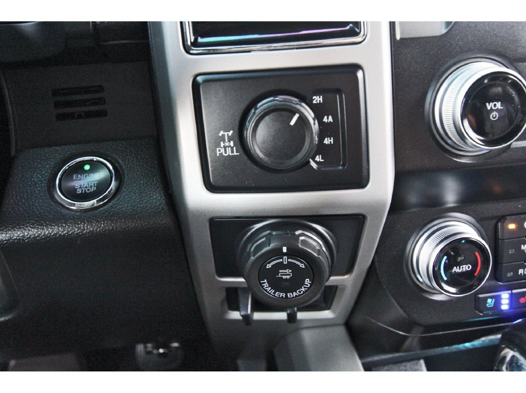Used 2020 Ford F150 Lariat w/ Equipment Group 502A Luxury AWD/4WD image 29