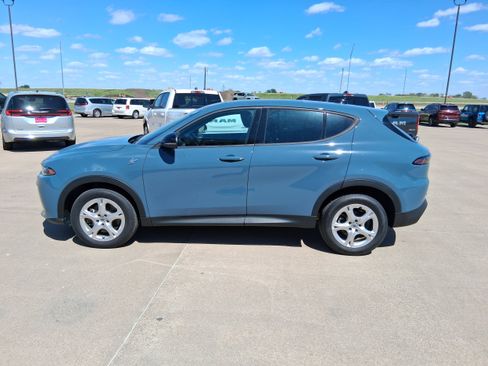 Used 2025 Dodge Hornet GT w/ GT Plus Package AWD/4WD image 5