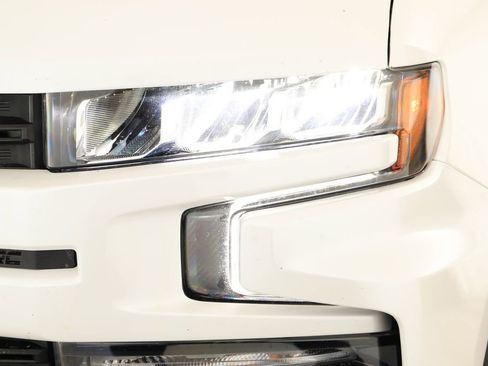 Used 2019 Chevrolet Silverado 1500 RST AWD/4WD image 38