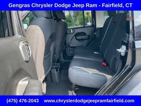 Used 2023 Jeep Wrangler Unlimited Sport AWD/4WD image 38