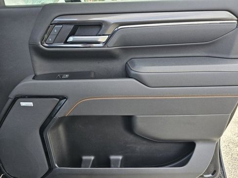 Used 2025 GMC Sierra 2500 AT4 w/ AT4 Premium Plus Package image 22