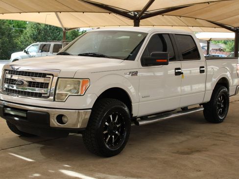 Used 2013 Ford F150 XLT w/ XLT Chrome Pkg image 4