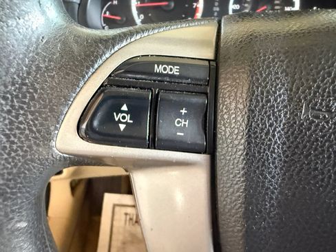 Used 2011 Honda Accord LX-P image 17