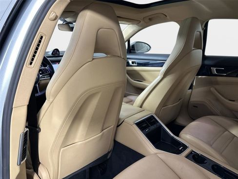 Used 2018 Porsche Panamera 4 AWD/4WD image 24