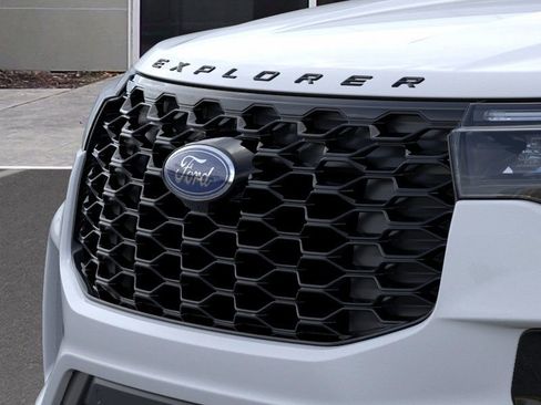 New 2026 Ford Explorer ST-Line w/ ST-Line Street Pack image 17