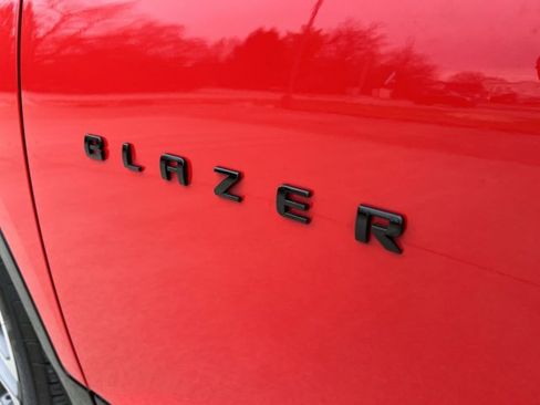 Used 2023 Chevrolet Blazer RS w/ Enhanced Convenience Package image 33