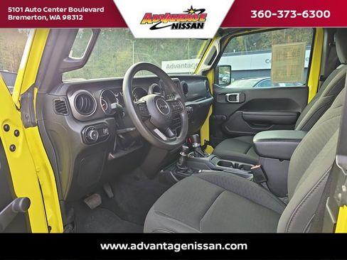 Used 2023 Jeep Wrangler Sport image 17