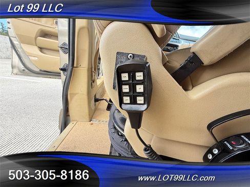 Used 2010 Honda Odyssey Touring image 58