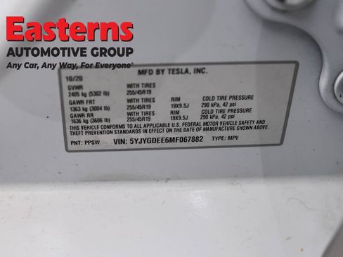 Used 2021 Tesla Model Y Long Range AWD/4WD image 30