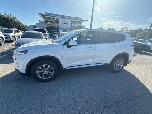 Used 2020 Hyundai Santa Fe SE FWD image 5