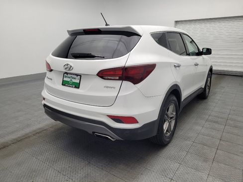 Used 2018 Hyundai Santa Fe Sport image 9