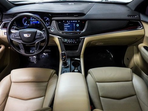 Used 2019 Cadillac XT5 Luxury image 20