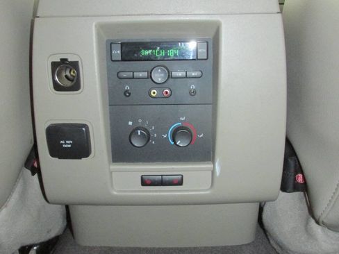 Used 2014 Ford Expedition EL Limited image 16