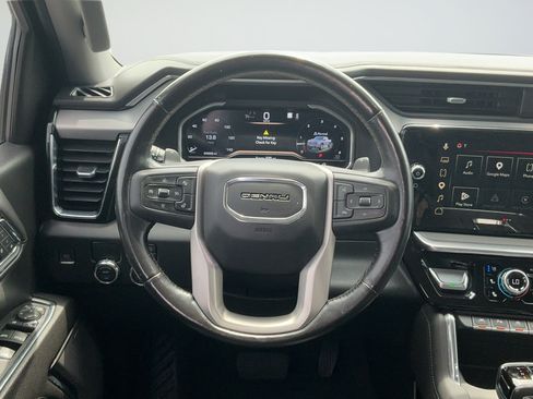 Used 2022 GMC Sierra 1500 Denali w/ Denali Reserve Package RWD image 9