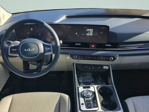 New 2026 Kia Carnival SX image 12