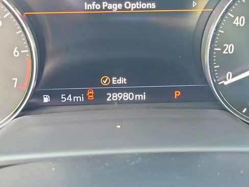Used 2023 Buick Envision Avenir AWD/4WD image 23