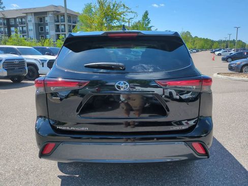 New 2026 Toyota Highlander Limited AWD/4WD image 5