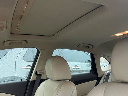 Used 2013 Buick Verano Leather FWD image 11