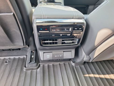 Used 2026 Acura MDX FWD w/ Technology Package image 12