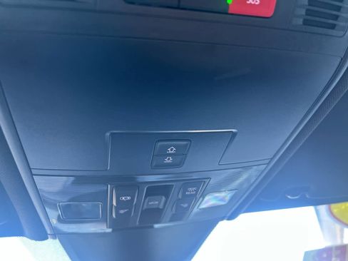 Used 2023 Volkswagen Tiguan SE image 22