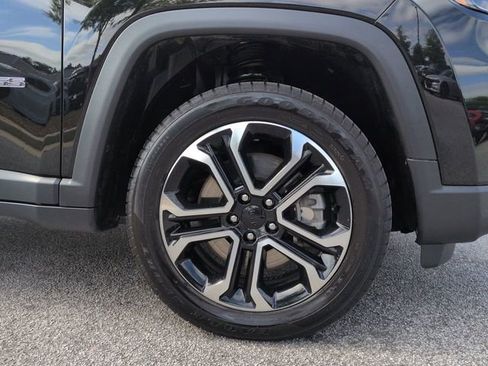 Certified 2023 Jeep Compass Limited w/ Sun and Sound Group AWD/4WD image 12